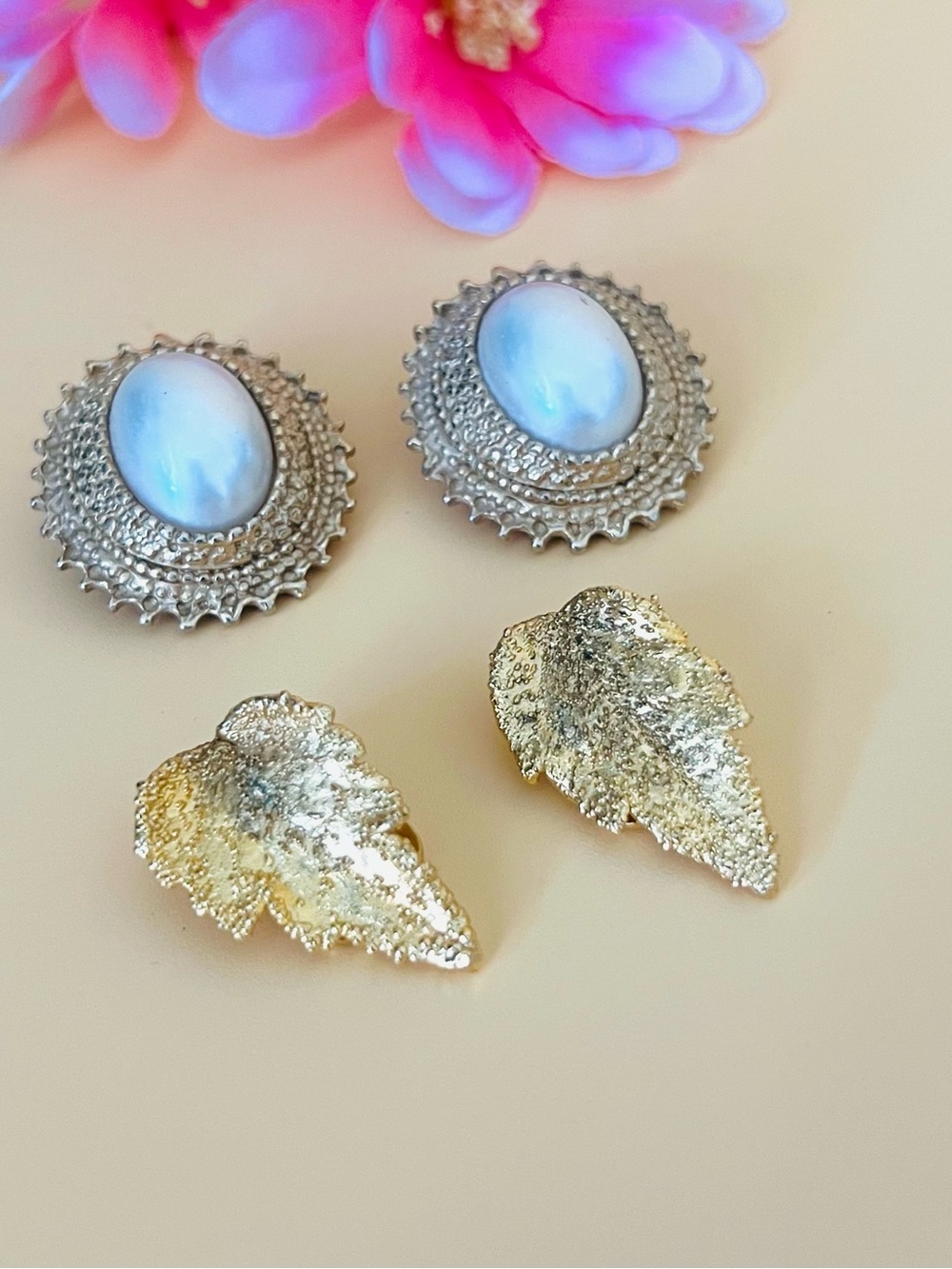 2 vintage gold tone clip on earrings
